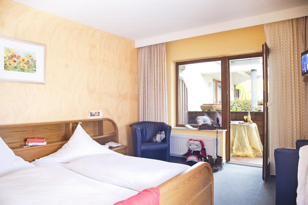 Bio-Hotel Uplaender Hof Willingen  Pokój zdjęcie